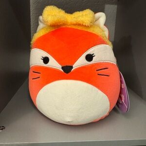 Squishmallows Fifi the fennec Fox